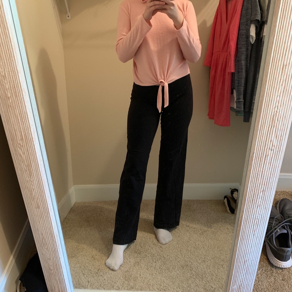 Lululemon Stretchy Waistband Straight Leg Pant 6